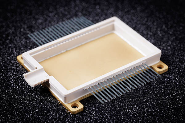 LCP air cavity photonics packaging solution in a butterfly or gold box form factor